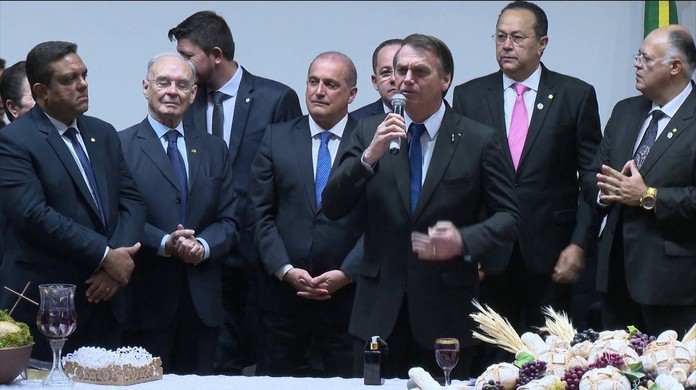 Vice na chapa de Bolsonaro poder� ser evang�lico em 2022