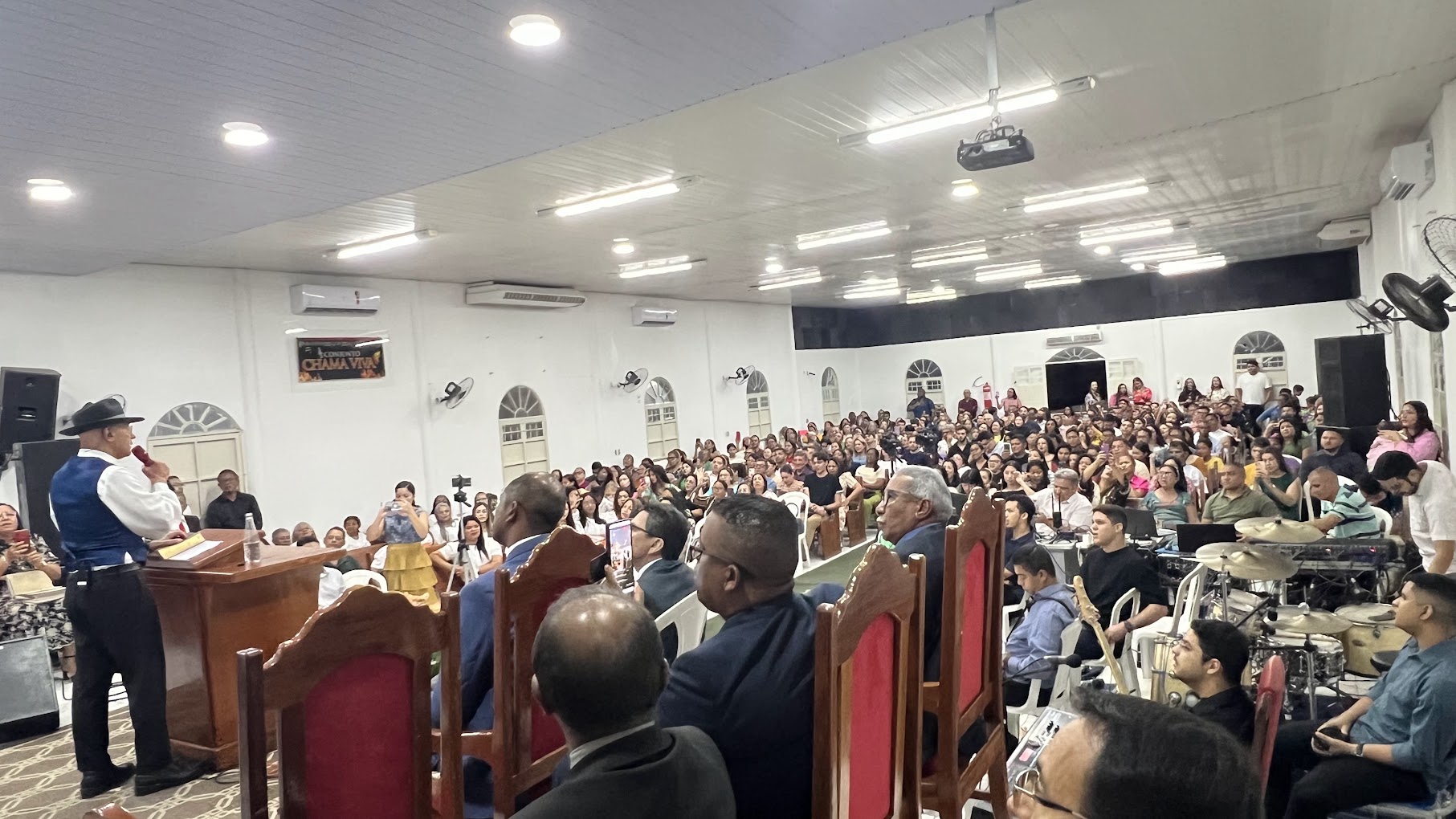 Assembleia de Deus da Ilhotas celebra 52 anos com grande festa de louvor e gratid�o