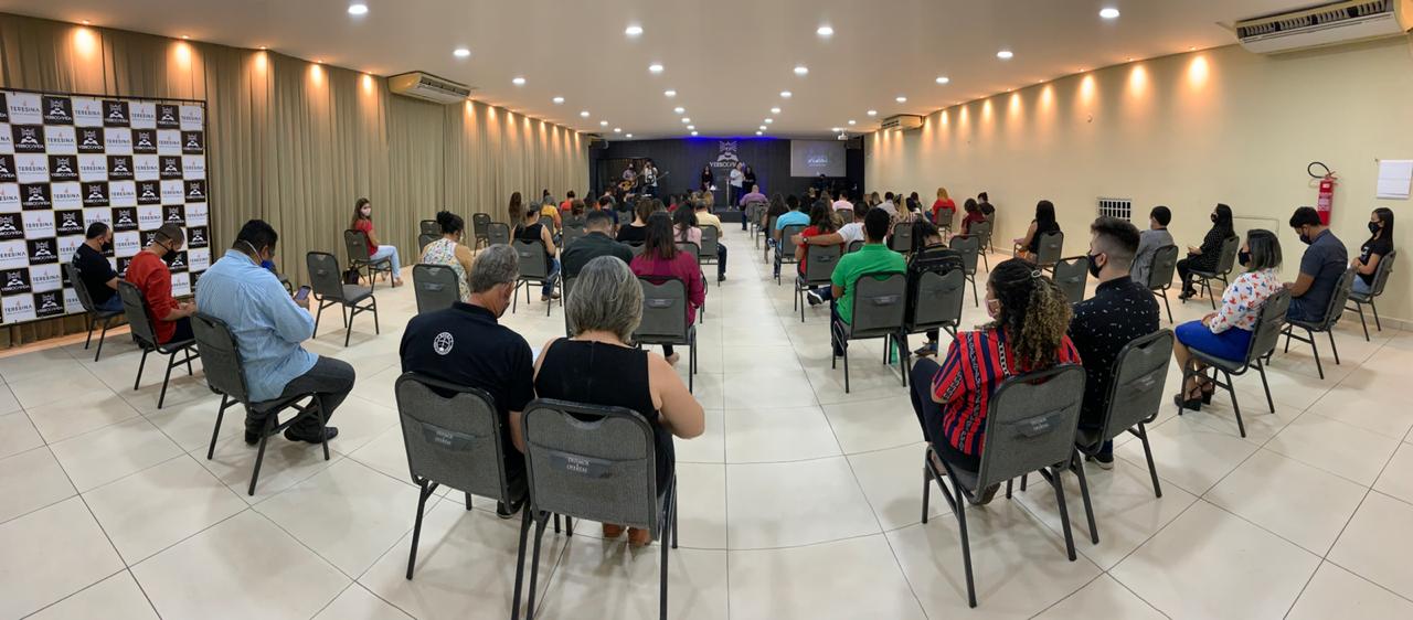 Especialista afirma que celebra��es religiosas s�o as que oferecem maior perigo