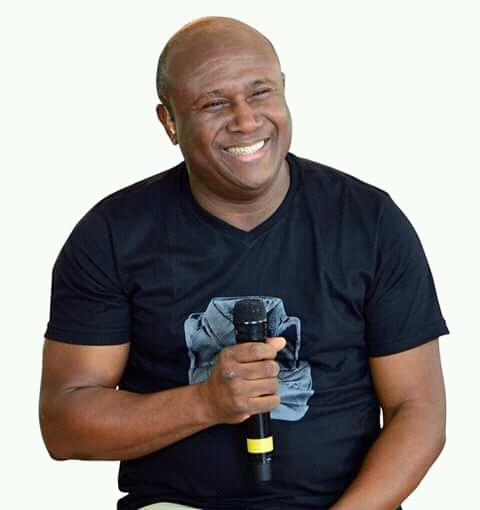 Cantor Irm�o Lazaro � entubado