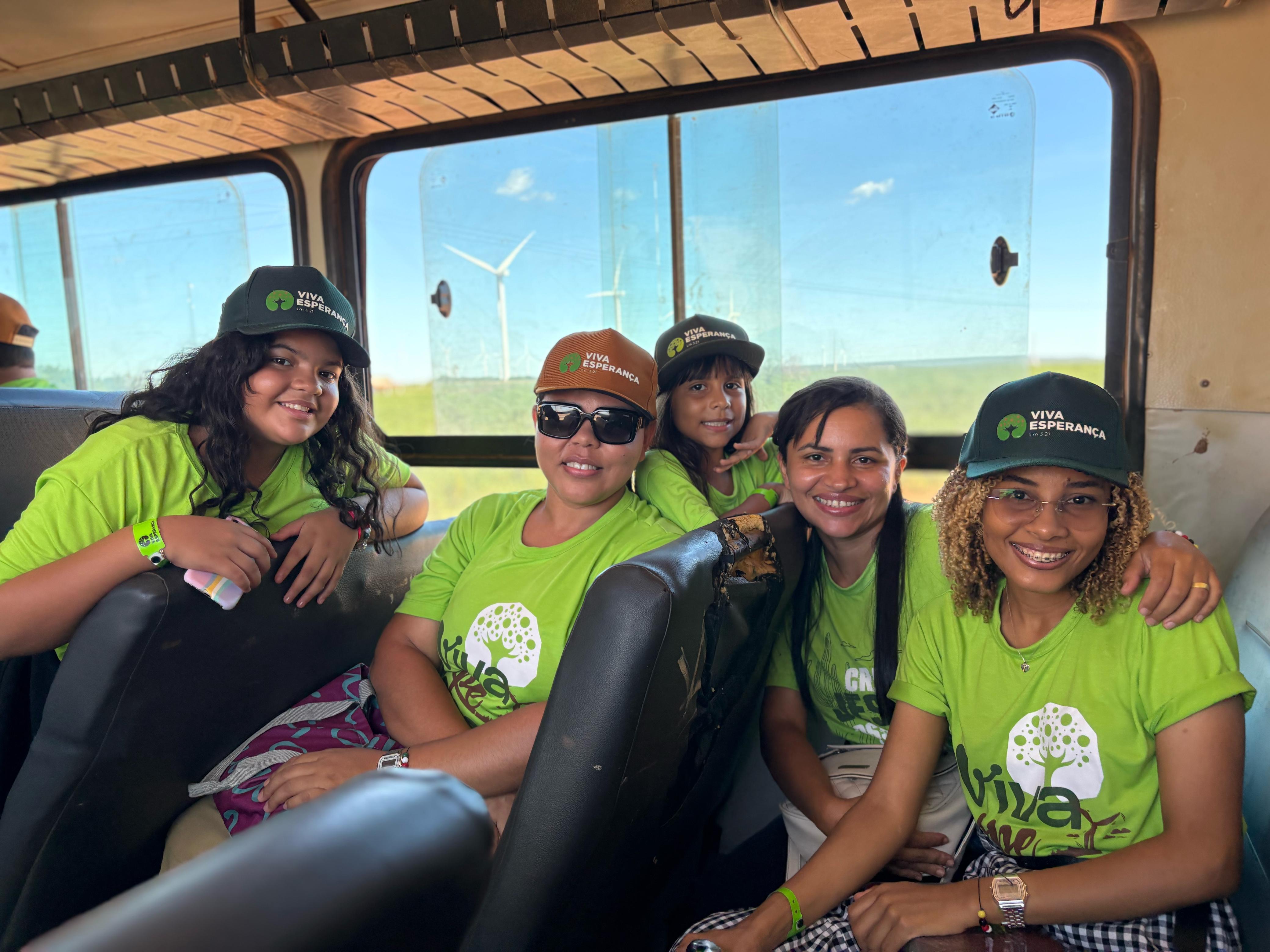 Povoado Curralinhos, em Sim�es-PI, � impactado por mais uma edi��o do Projeto Viva Esperan�a