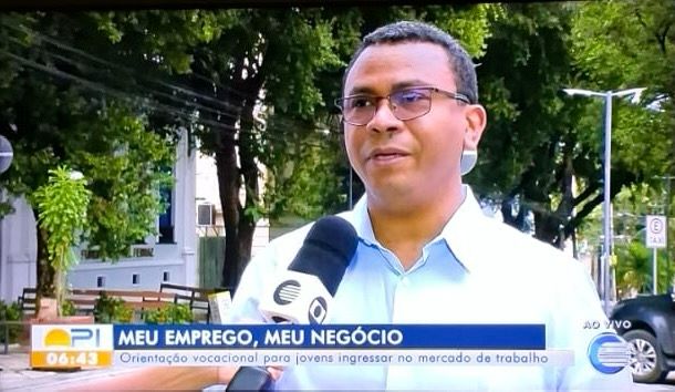 Secret�rio Municipal de Juventude, destaca avan�os do programa 'Meu Emprego, Meu Neg�cio' em entrevista na TV Clube
